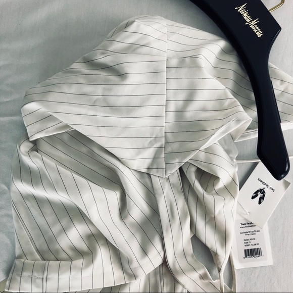 TWO FEATHERS lorinda wrap dress - Picture 6 of 7